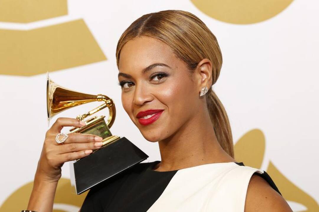„Grammy“ apdovanojimų ceremonijoje triumfavo FUN., Gotye, „Mumford“