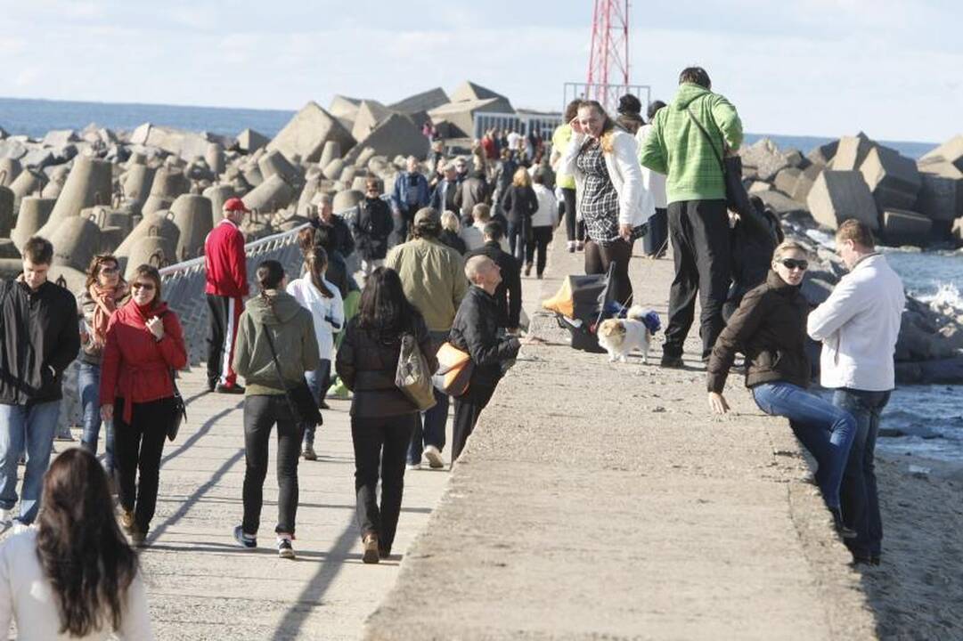 Sekmadienį klaipėdiečių traukos objektu tapo molas