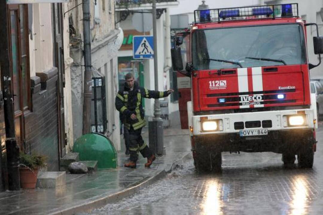 Rastas granatas vaikai parsinešė į namus   