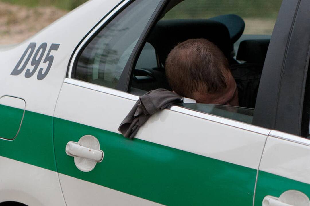 Patys kvailiausi įkaušusių vairuotojų pasiteisinimai (dvyliktukas)