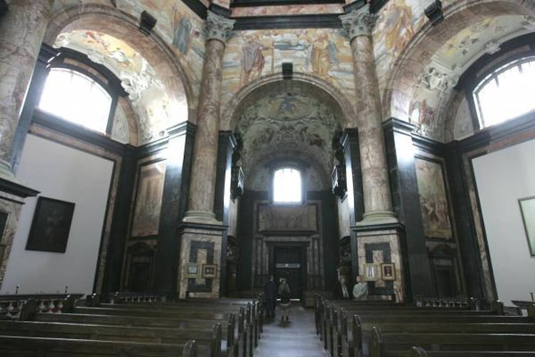 Meras pageidauja UNESCO statuso Pažaisliui, vienuolės – ne (papildyta)