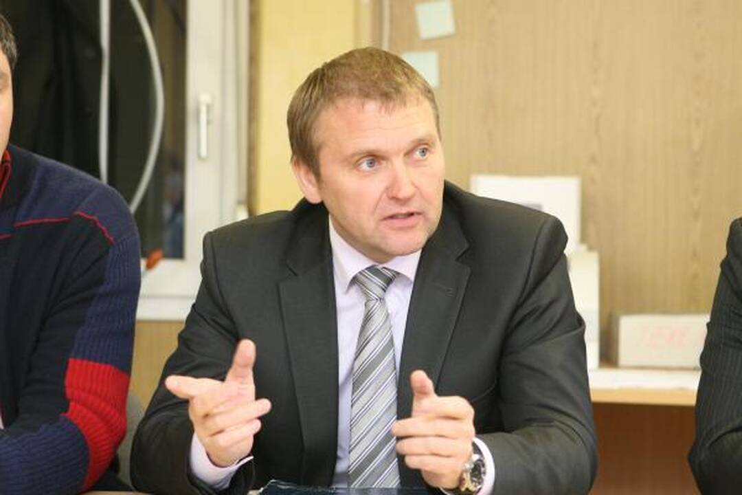 V.Garastas Klaipėdoje prašė nugriauti sporto areną  