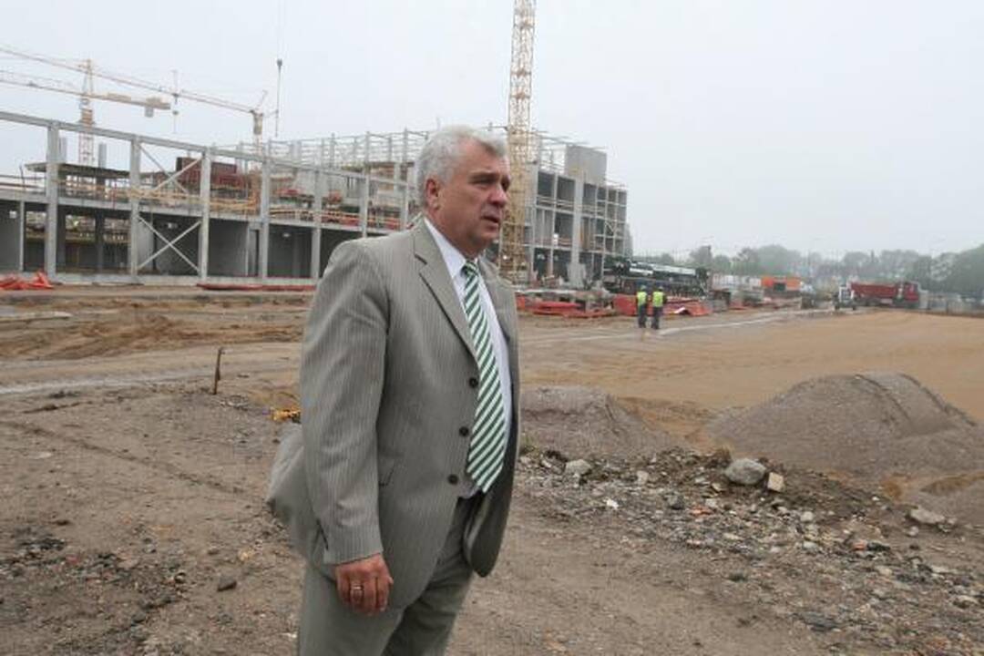 V.Garastas Klaipėdoje prašė nugriauti sporto areną  