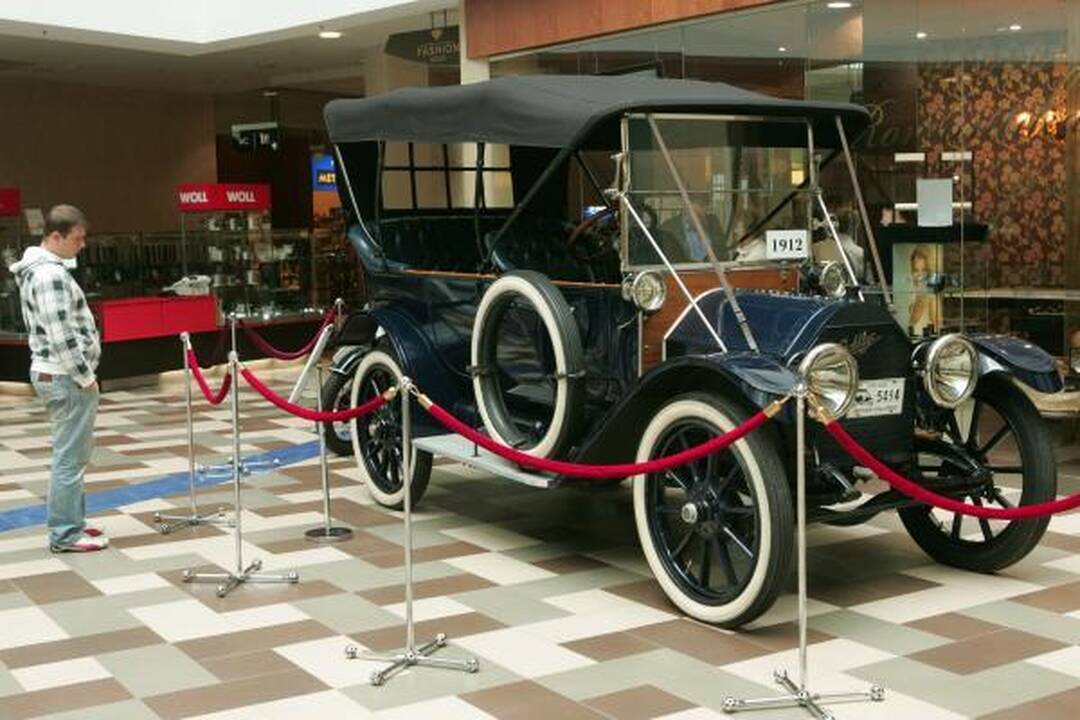S.Brundza: automobilis yra meno kūrinys ir technikos stebuklas