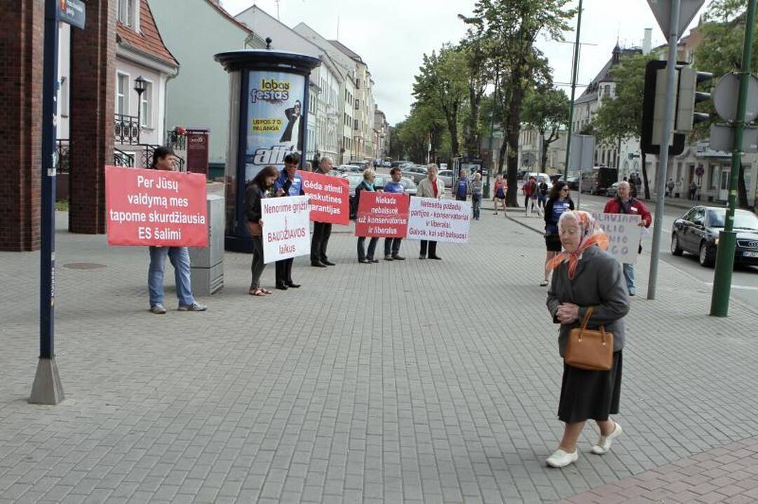 Klaipėdiečiai protestavo prieš Darbo kodekso pataisas
