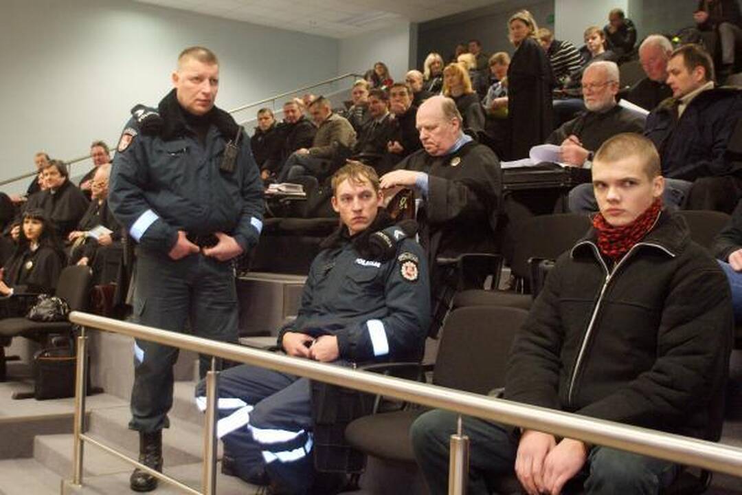 Riaušių byloje - nesibaigiantis teisiamųjų dingimas