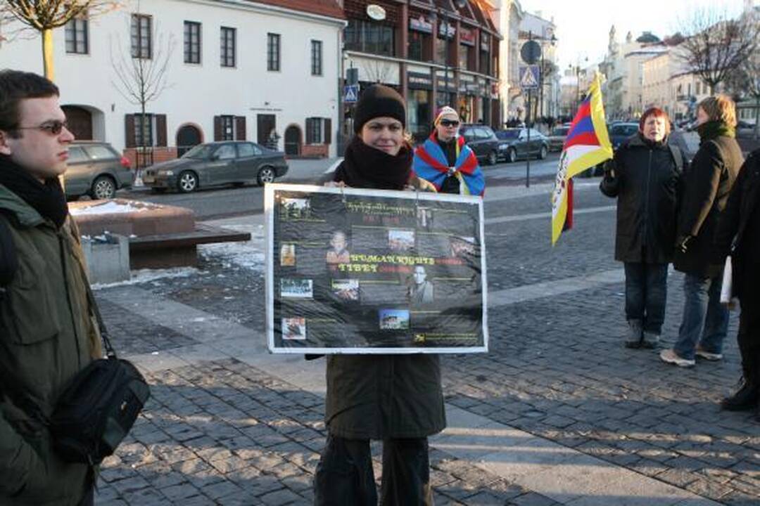 Tibeto skveras atgimė apsaugotas nuo vandalų