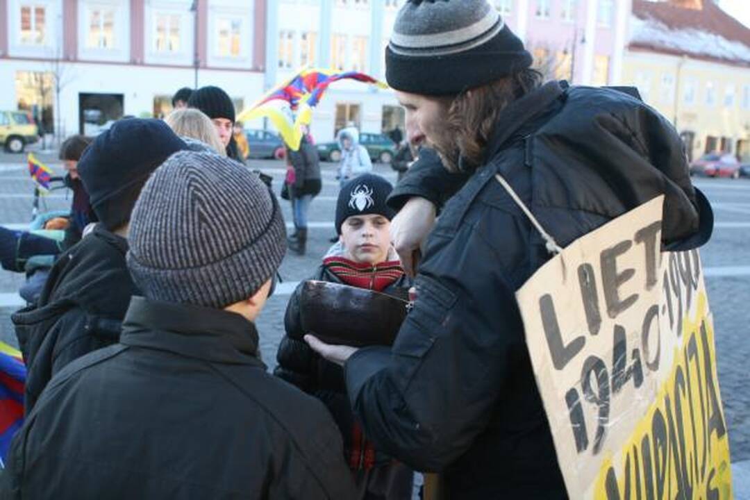 Tibeto skveras atgimė apsaugotas nuo vandalų