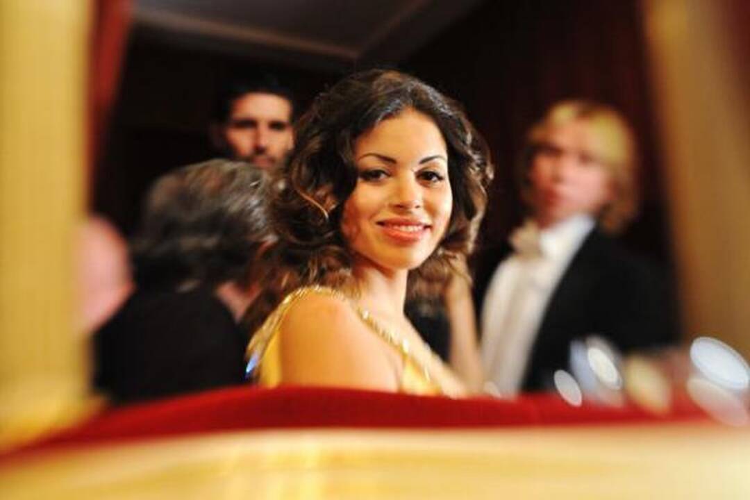 S.Berlusconi prostitutė Ruby - dėmesio centre per Vienos pokylį