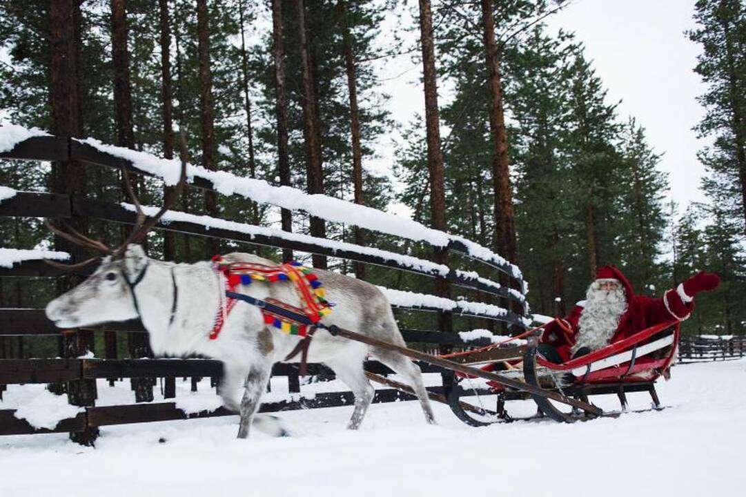 Laplandijoje ir jaunas, ir senas pasiduoda Kalėdų Senelio magijai