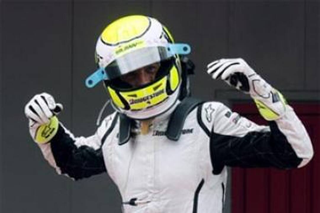 Ispanijoje - dviguba „Brawn GP“ pergalė