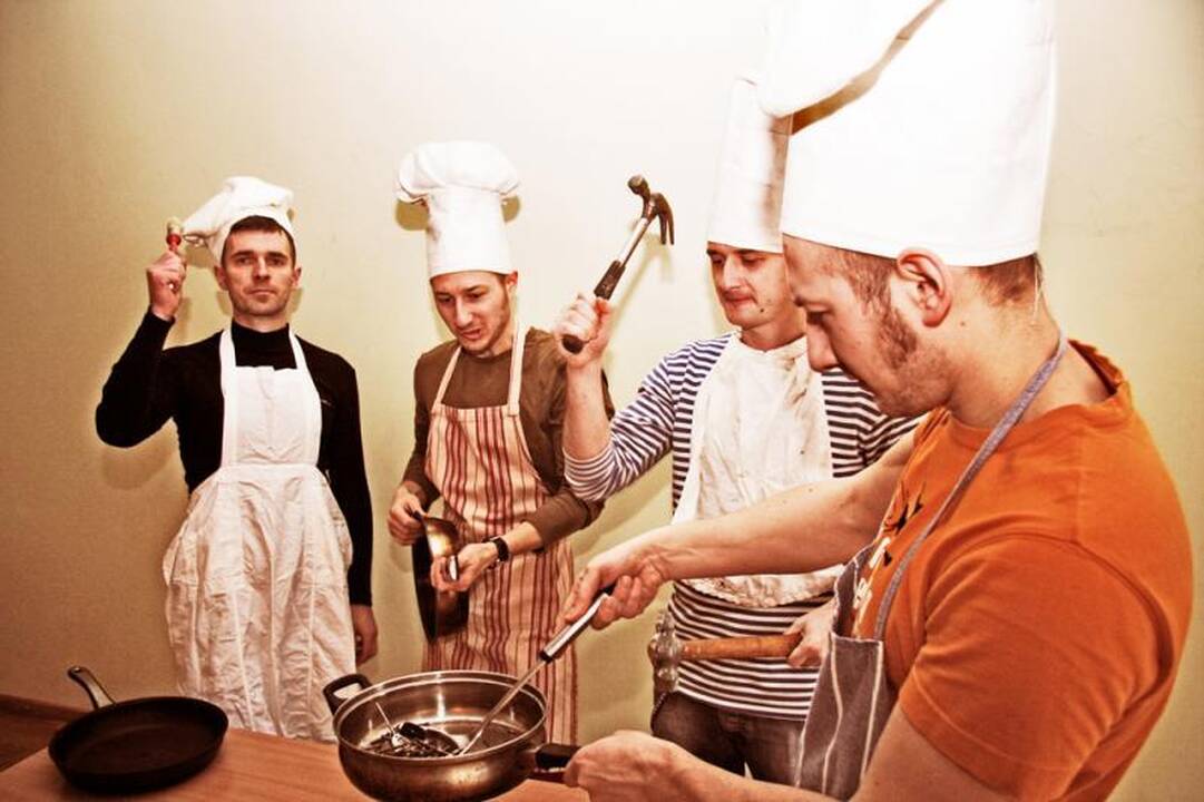 Grupė „Timohi“ pristato debiutinį albumą „Pirmas blynas“