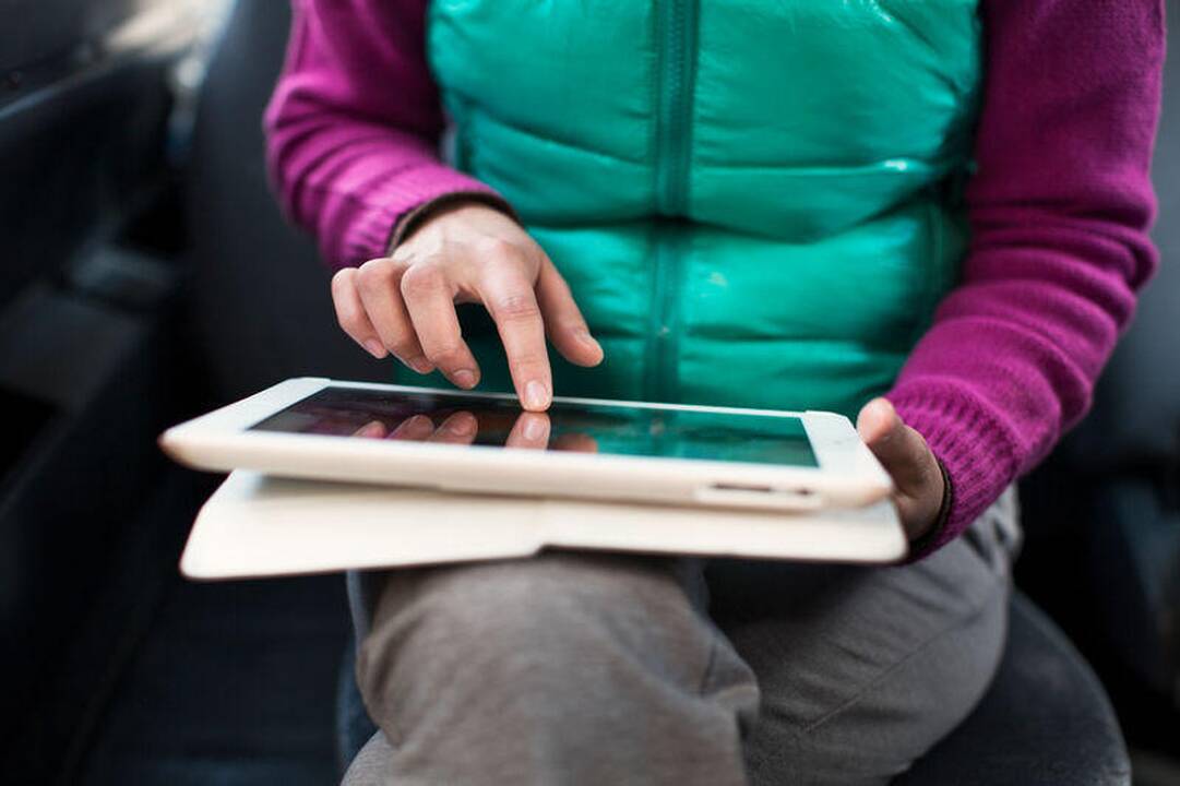 „Asus“ pristatė pirmą pasaulyje „trys viename“ kompiuterį