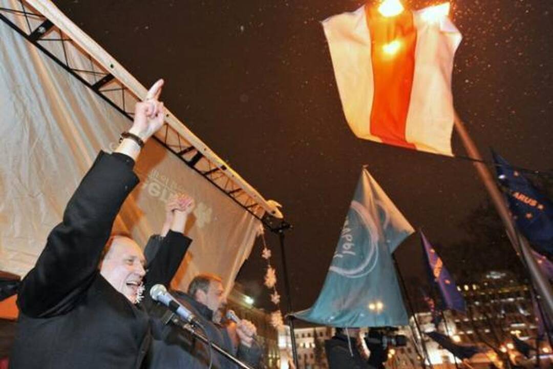 Baltarusijoje sulaikyti visi alternatyviniai kandidatai į prezidentus, išskyrus Romančiuką ir Tereščenką