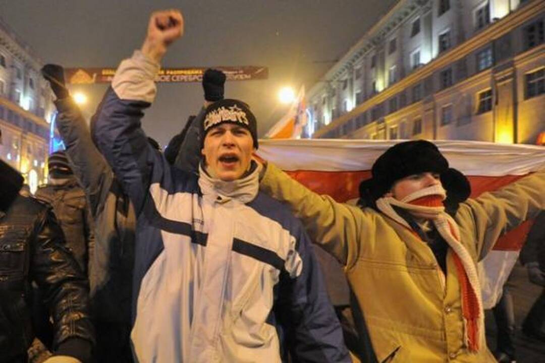 Baltarusijoje sulaikyti visi alternatyviniai kandidatai į prezidentus, išskyrus Romančiuką ir Tereščenką