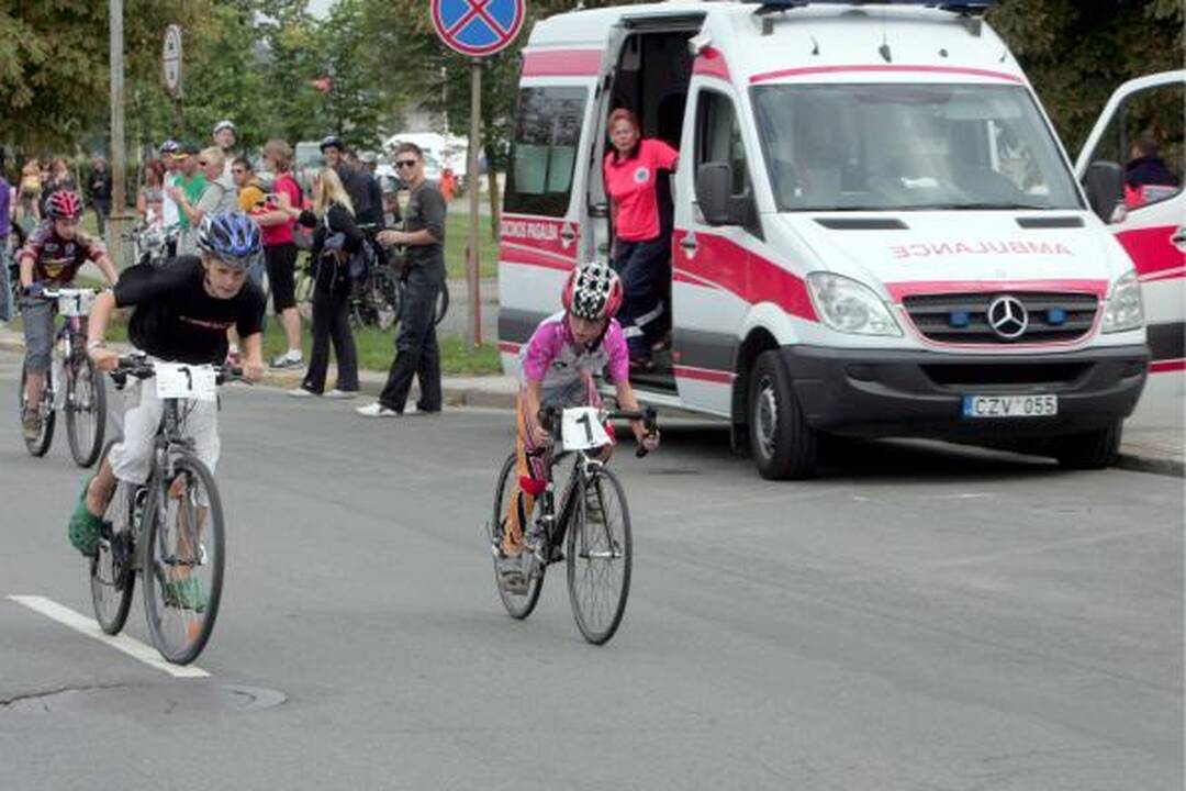 Pirmasis “Velomaratonas”: dalyviams – džiaugsmas, kitiems – sunkumai