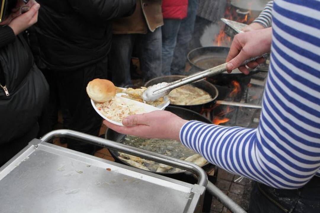 „Palangos stinta“: spūstys prie miesto prieigų dėl žuvelės už 2 litus