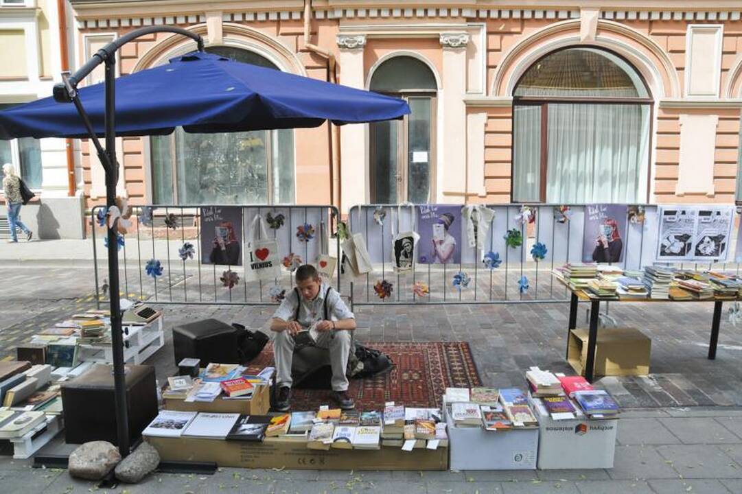 Gedimino prospektas tapo žaliąja poilsio zona 