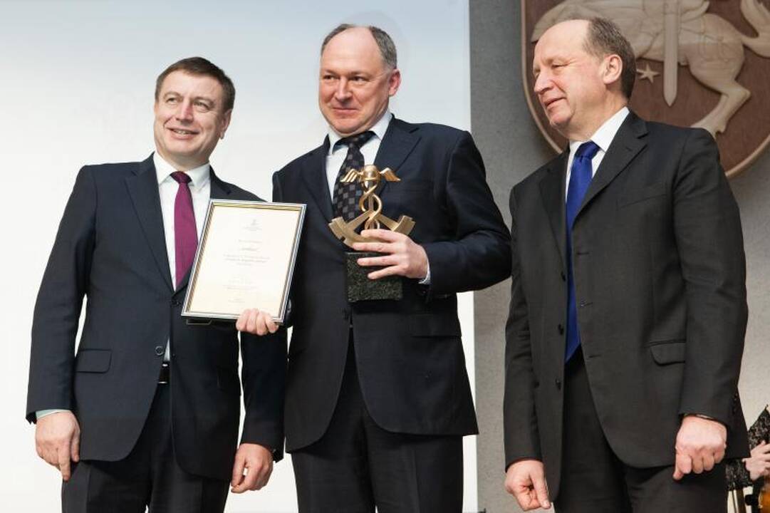 Premjeras apdovanojo verslininkus, vedančius į priekį ekonomiką
