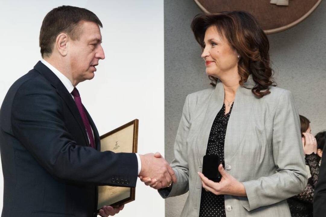Premjeras apdovanojo verslininkus, vedančius į priekį ekonomiką