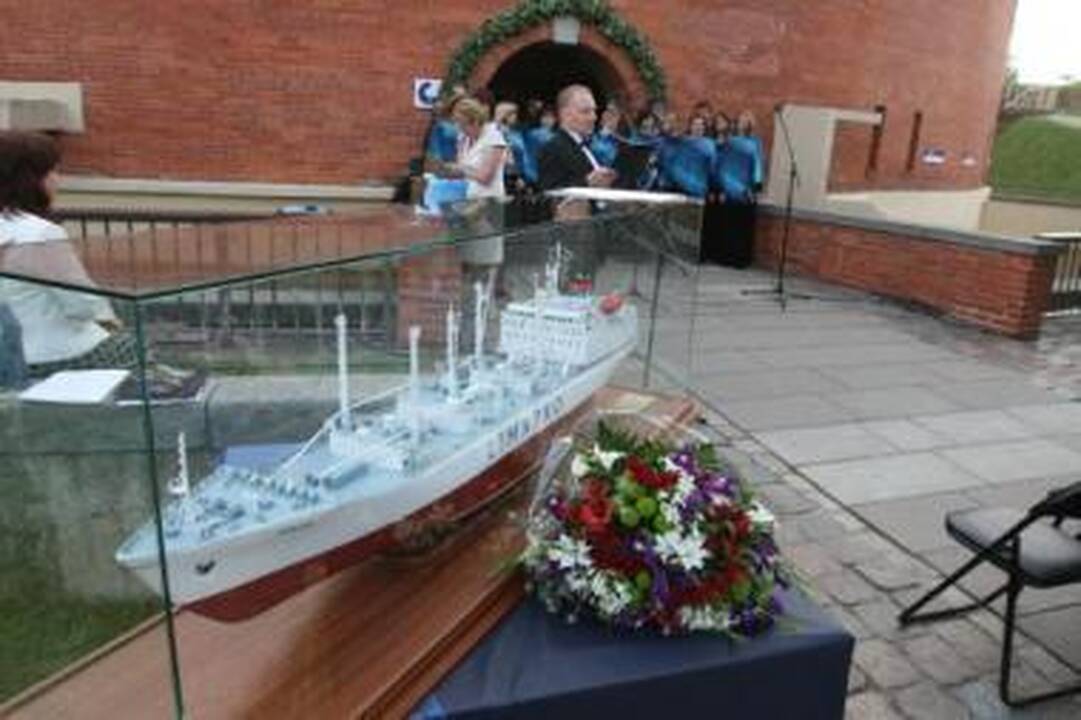 Eksponatas: kompanija "Limarko" muziejui padovanojo vieno iš savo laivų kopiją.