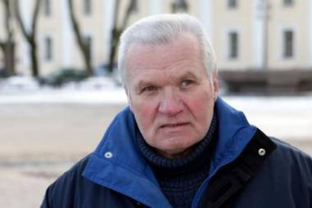 Akibrokštas: antstoliai areštavo J.Juškausko sąskaitą, į kurią jam pervedama pensija.