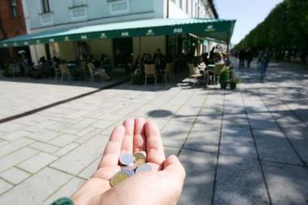 Žlugdo: Seimo nariai žlugdo bet kokias viltis būsimiems pensininkams sukaupti padorią sumą senatvei.