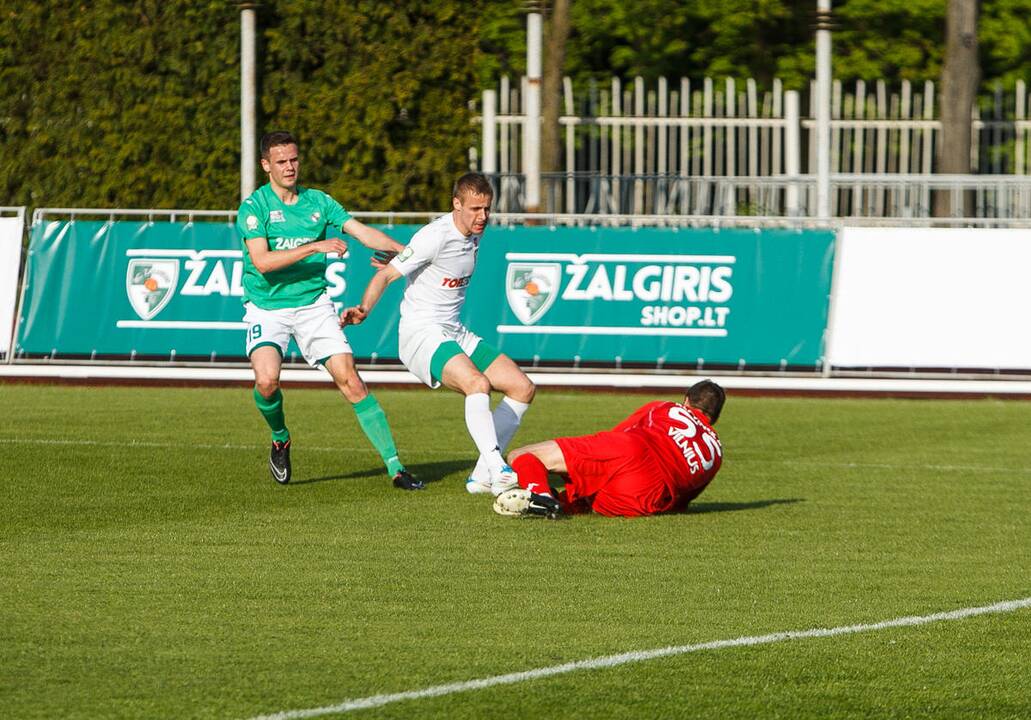 Futbolas : "Spyris" - "Žalgiris"