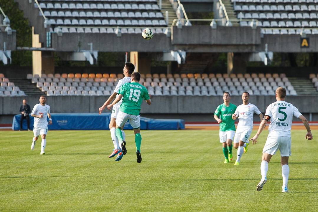 Futbolas : "Spyris" - "Žalgiris"