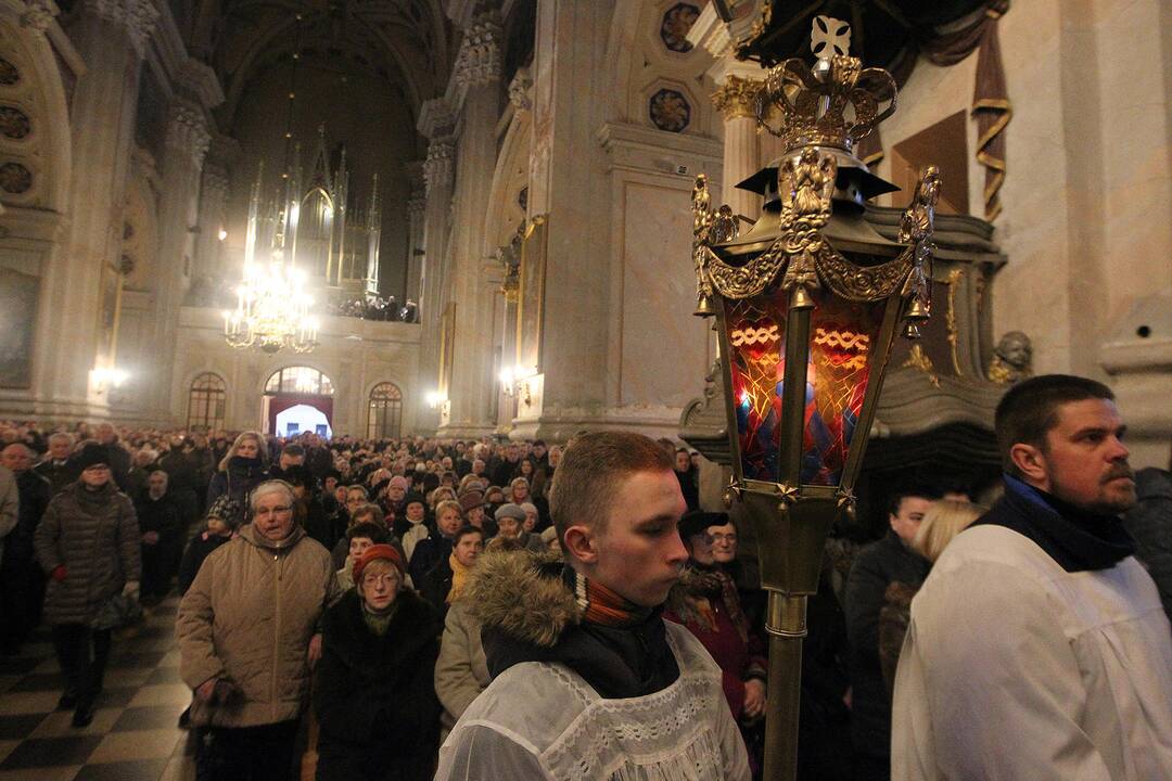 Šv. Velykų mišios Kauno arkikatedroje
