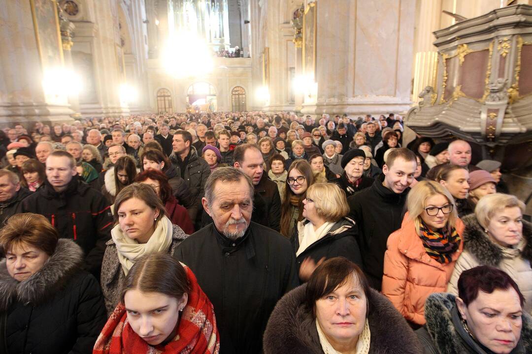 Šv. Velykų mišios Kauno arkikatedroje