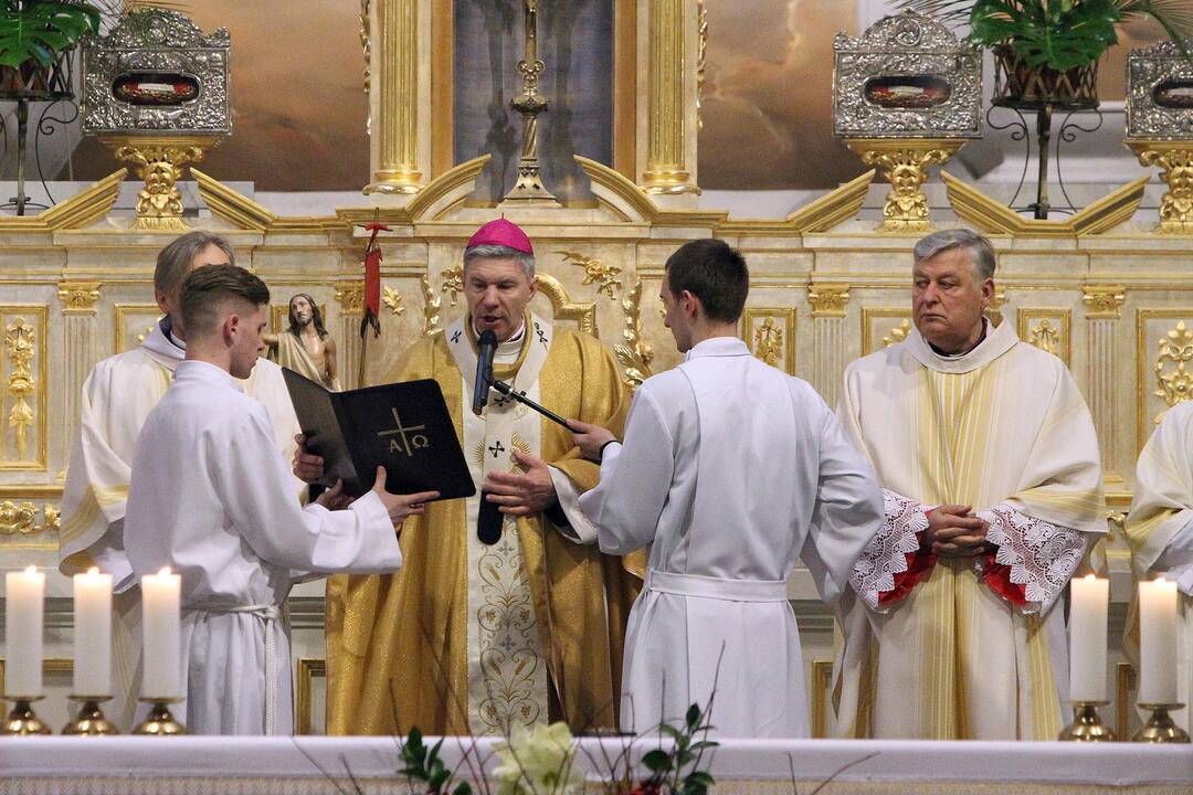 Šv. Velykų mišios Kauno arkikatedroje