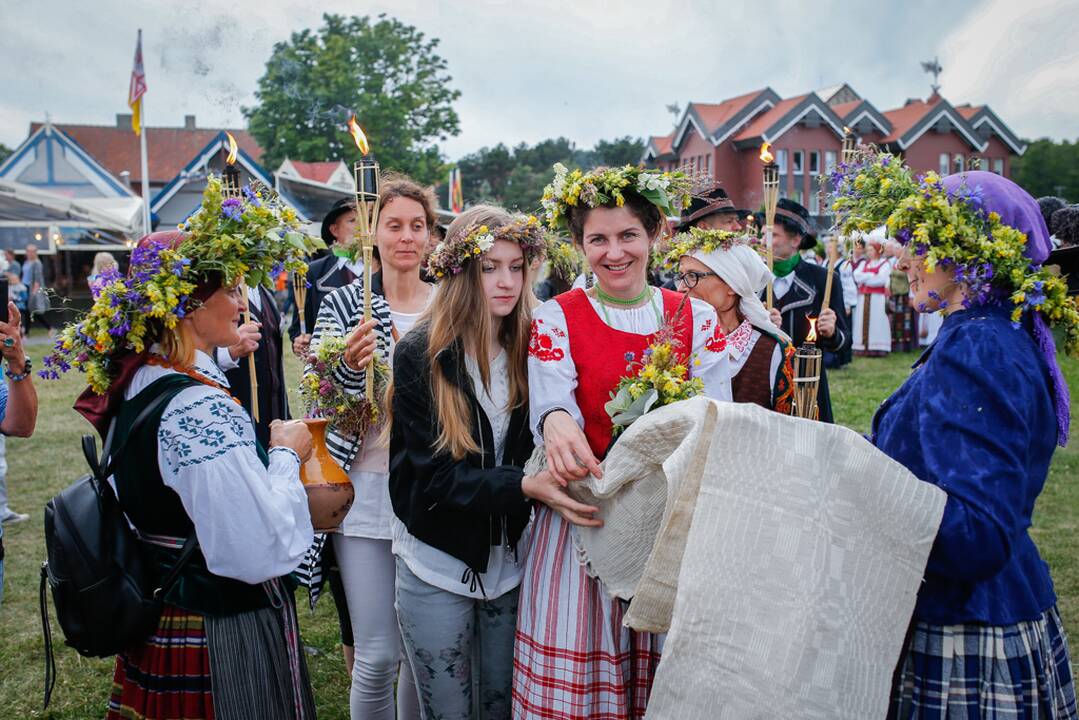 Vestuvinis Joninių festivalis Neringoje