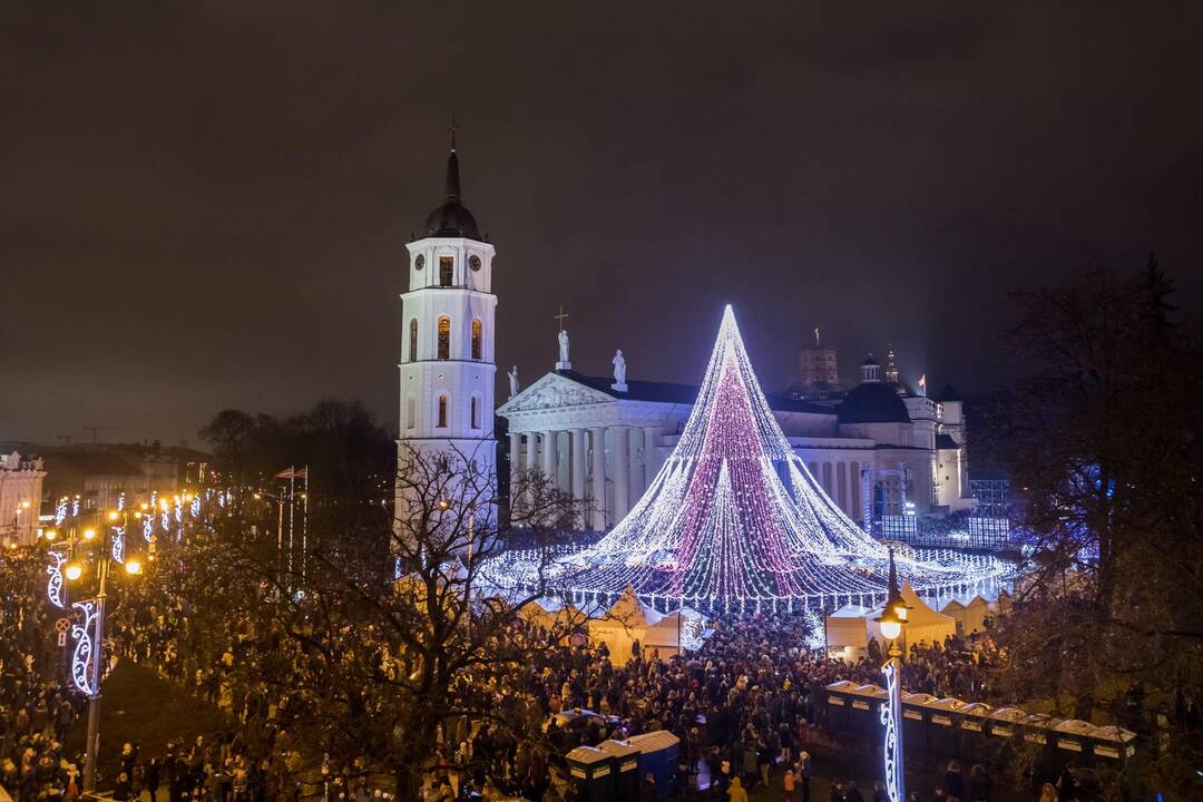 Vilniaus eglės įžiebimas