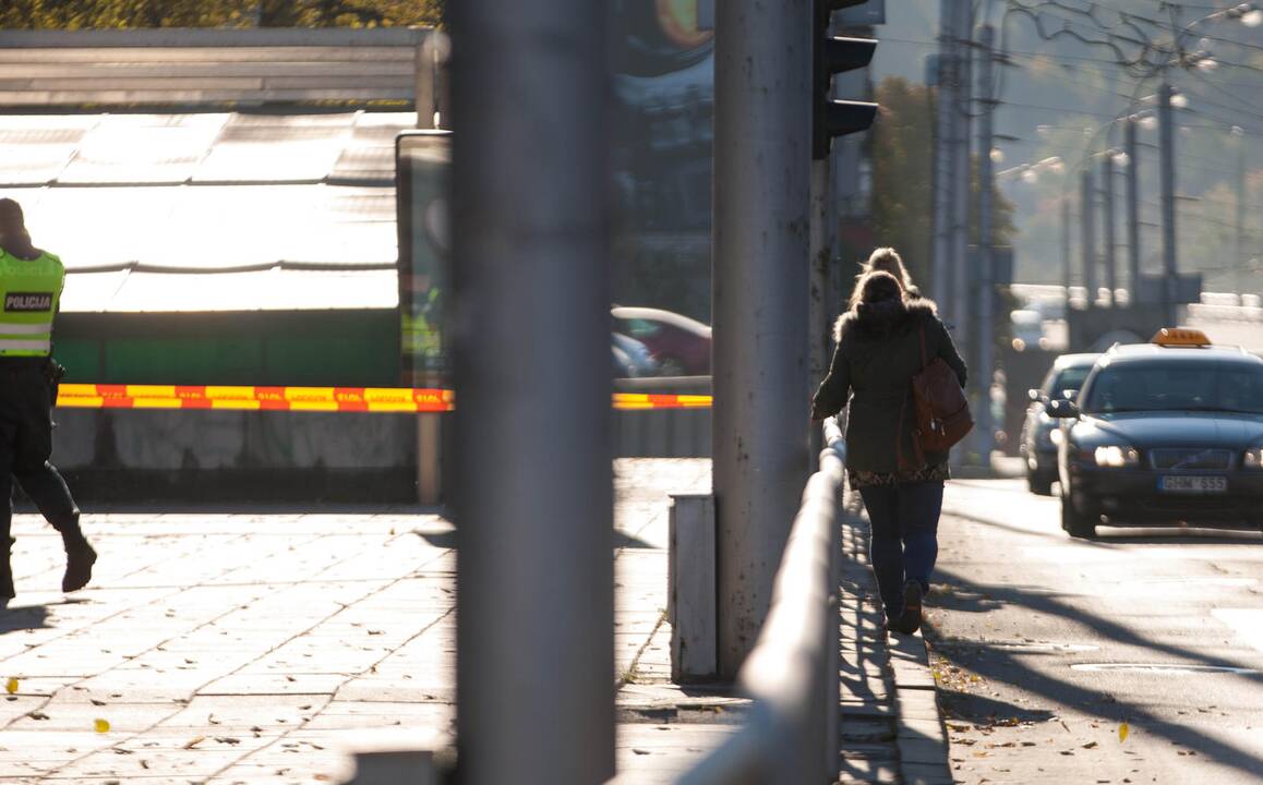 Įtartinas lagaminas prie Kauno geležinkelio stoties sukėlė sumaištį