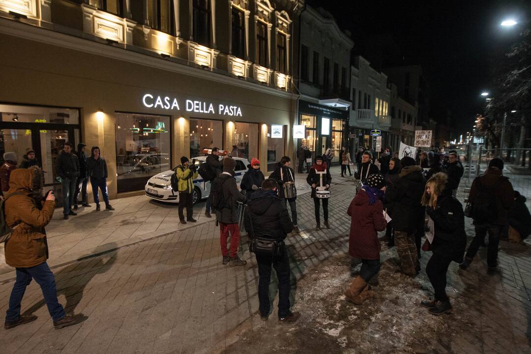 Protestas prie  restorano "Casa della pasta"