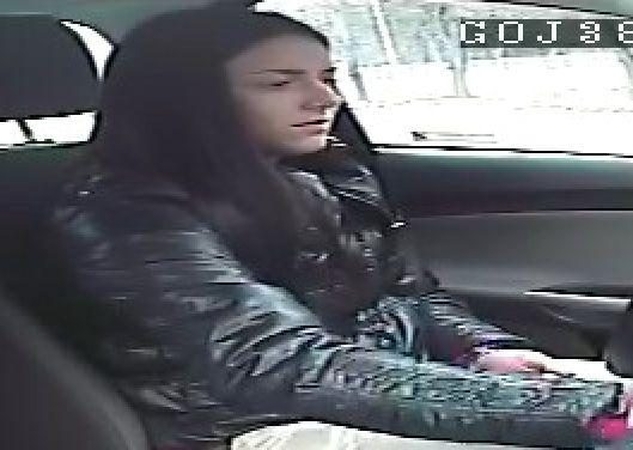 Kas ši mergina, per vairavimo egzaminą apsimetusi kita?