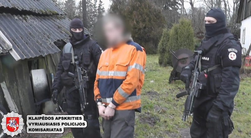 Kaukėtas nusikaltėlis bandė atimti gyvulių supirkėjų eurus