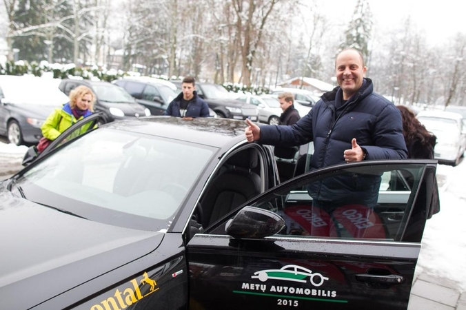 „Metų automobilio 2016“ teisėjai ilgisi slidžių kelių