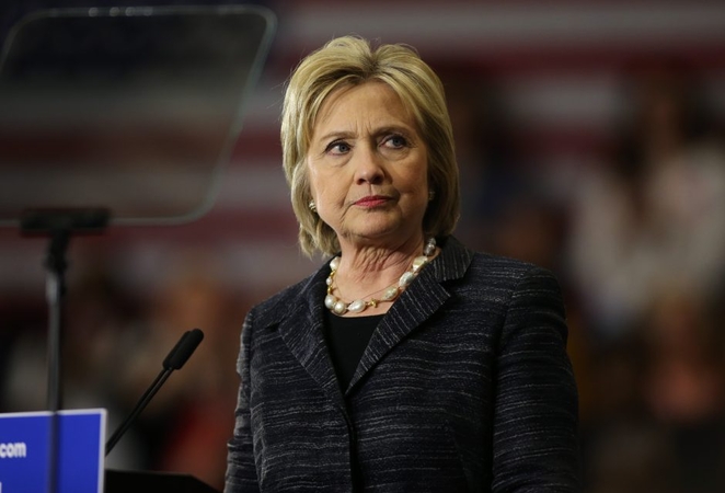 H. Clinton netikėtai pralaimėjo, o D. Trumpas džiaugėsi pergalėmis