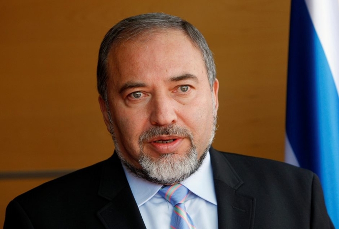 Izraelio kraštutinių dešiniųjų eksministras grįžta į vyriausybę