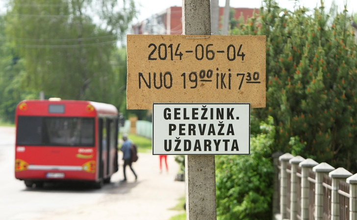 Palemone uždaroma geležinkelio pervaža