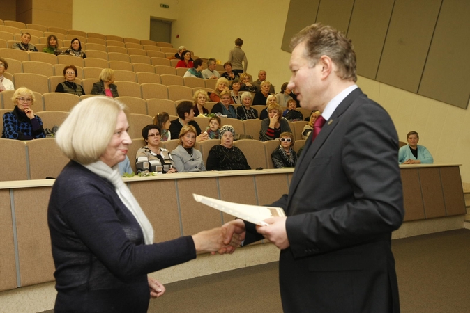 Senjorams – Trečiojo amžiaus universiteto diplomai