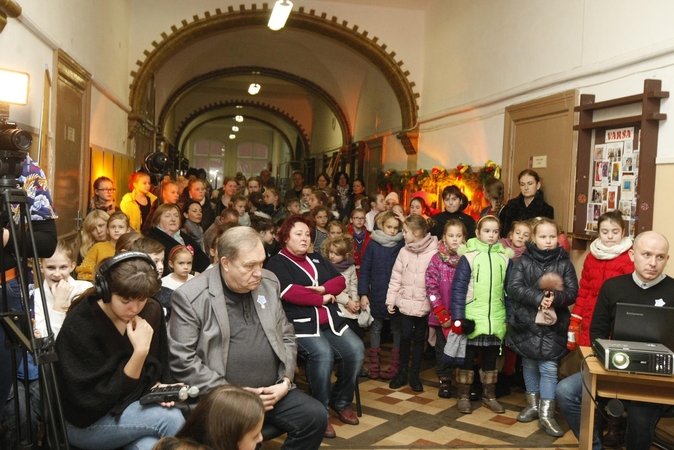 Mažųjų klaipėdiečių „Atminties vainikas“ – laisvės gynėjams