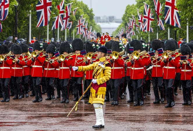 Žiniasklaida: Londonas greičiausiai atsisakys planų dislokuoti karius Ukrainoje