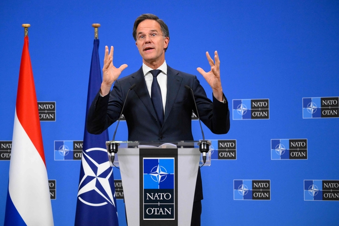 NATO vadovas sako, kad šalys turės įsipareigoti dėl didesnio finansavimo