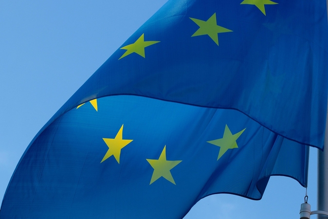 ES sutarė panaikinti visas ekonomines sankcijas Sirijai