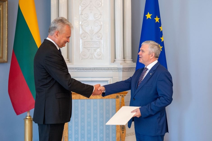 Prezidentas suteikė įgaliojimus Lietuvos ambasadoriui Kroatijoje