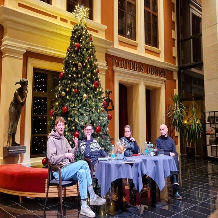 Komanda: su žiūrovais bendravo K. Maiskis (kairėje), M. Urbonas, R. Idzelytė ir L. Vyšniauskas.