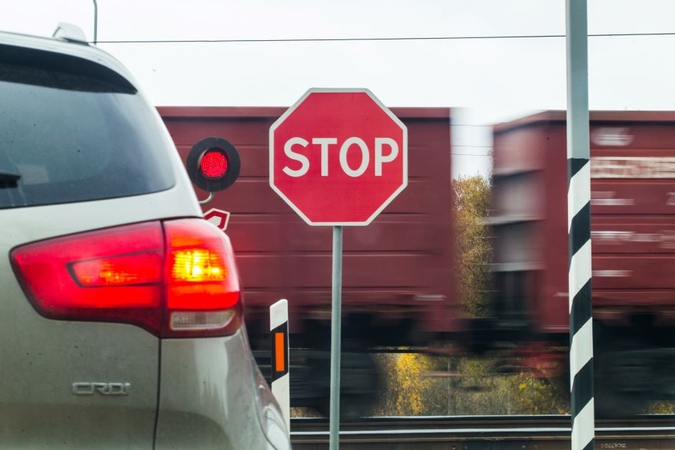 Tragiška nelaimė Klaipėdos rajone: traukiniui susidūrus su automobiliu, žuvo vairuotoja (papildyta)